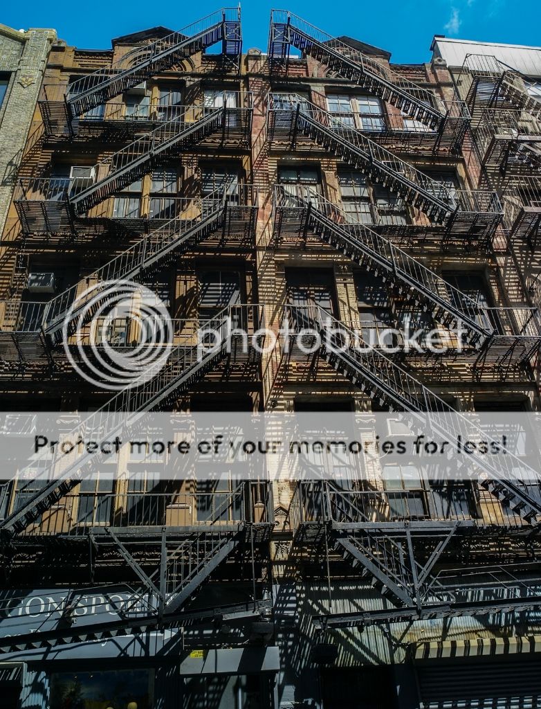 IMAGE: http://i360.photobucket.com/albums/oo48/elay612/L1004310_zpsd5f5c1d8.jpg